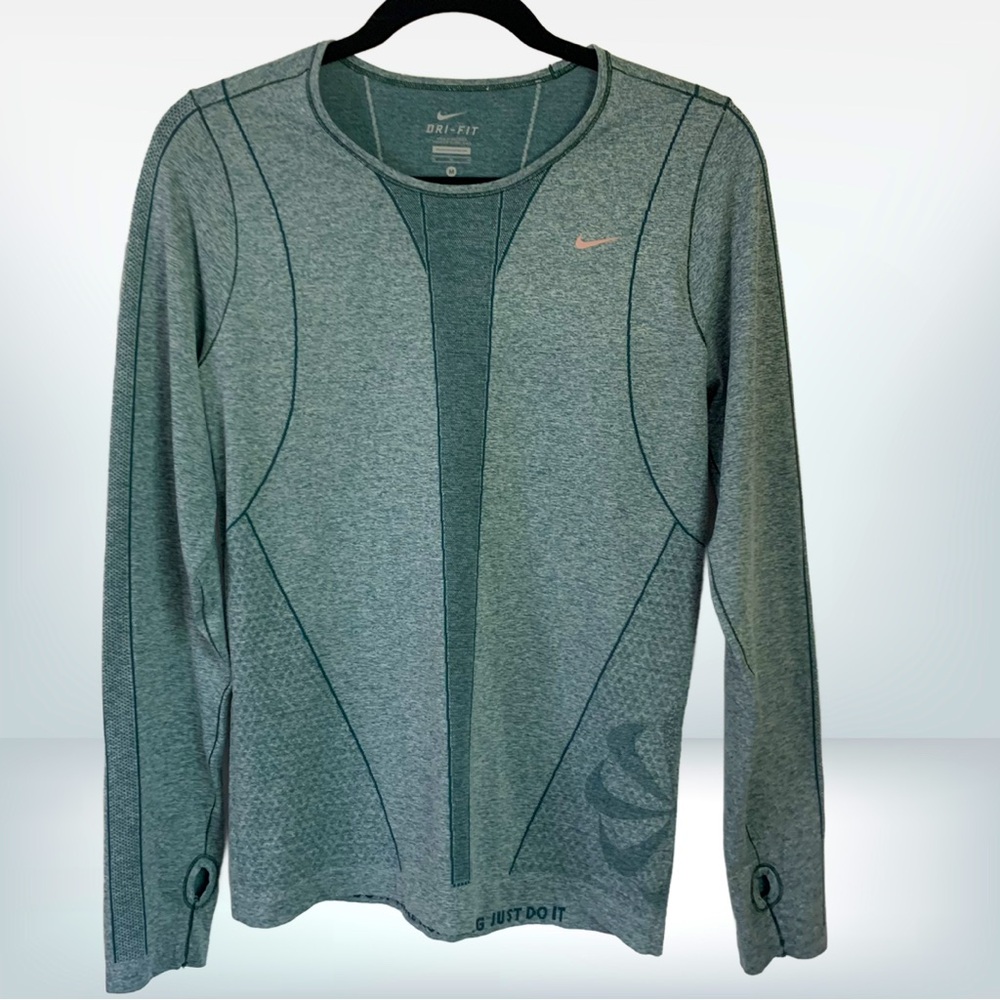 Nike Dri-fit Long Sleeve Athletic Top, size M